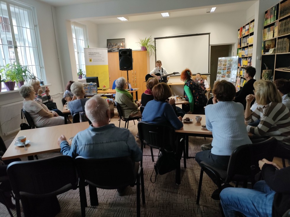 Malbork. Kolory fotografii - wernisaż wystawy Janusza Dębskiego.
