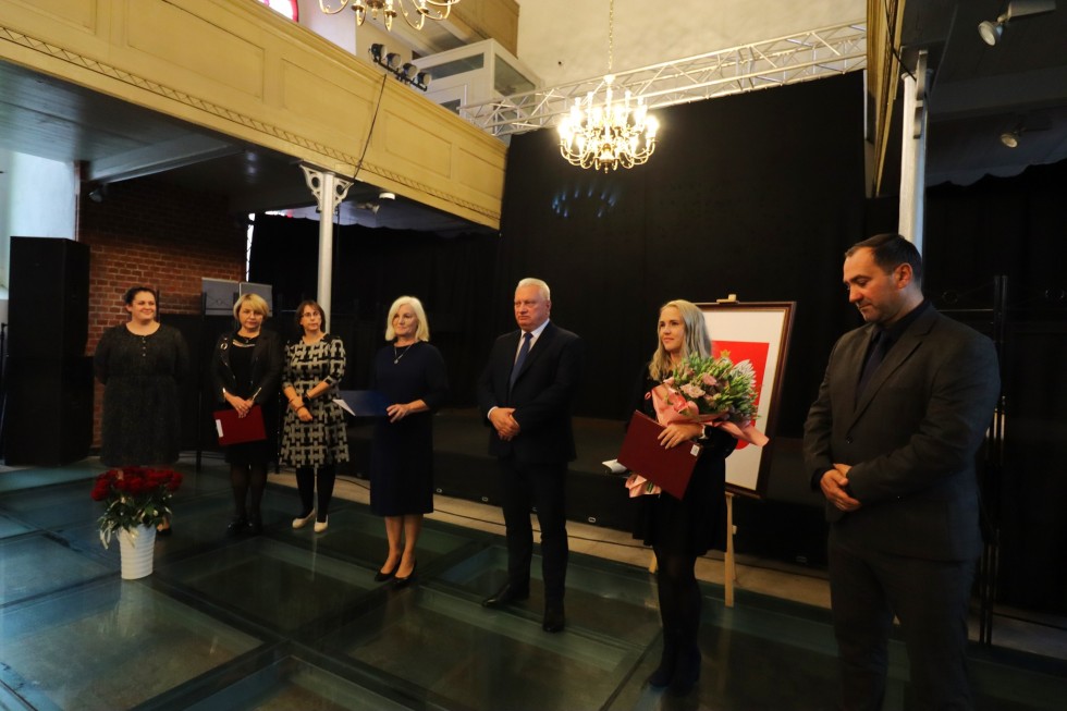 Nowy Staw. Nagrody dla pracowników oświaty z okazji Dnia Edukacji Narodowej.