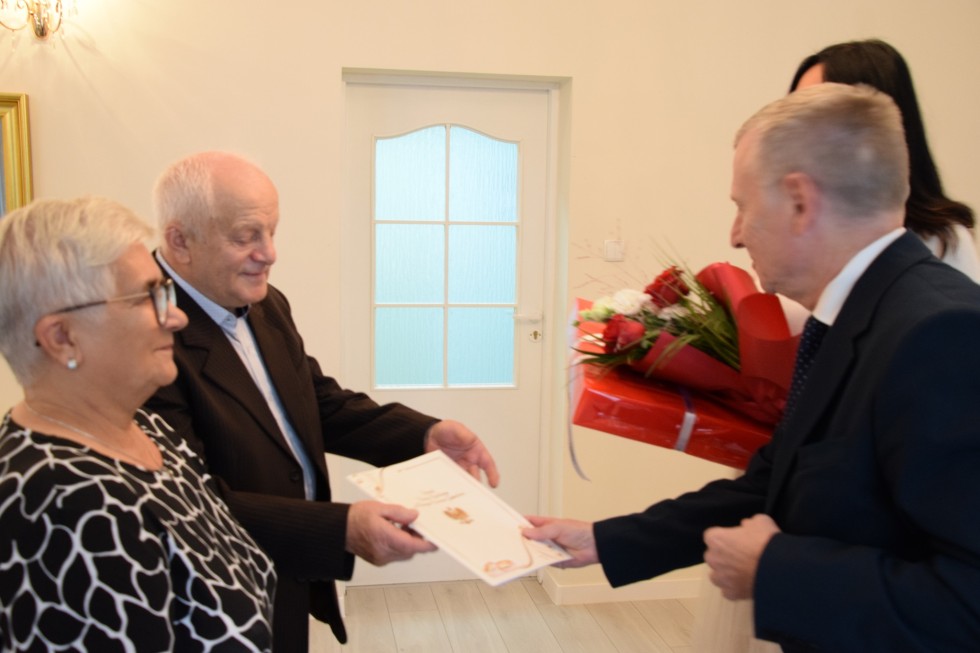 Nowy Dwór Gdański. Złote Gody państwa Elżbiety i Jana Uryć.
