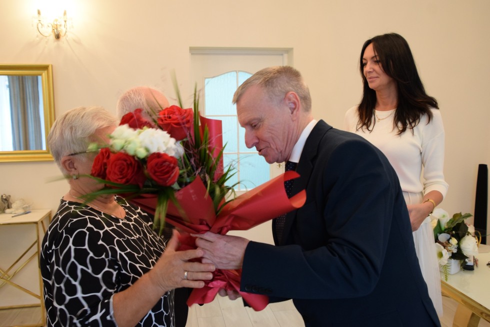 Nowy Dwór Gdański. Złote Gody państwa Elżbiety i Jana Uryć.