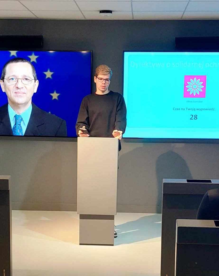 Malbork. Podróże z klasą uczniów Technikum nr 3 – tym razem zwiedzili stolicę Polski.