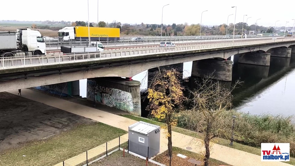 Powstaje mural z Mikołajem Kopernikiem. Zobacz wideo.