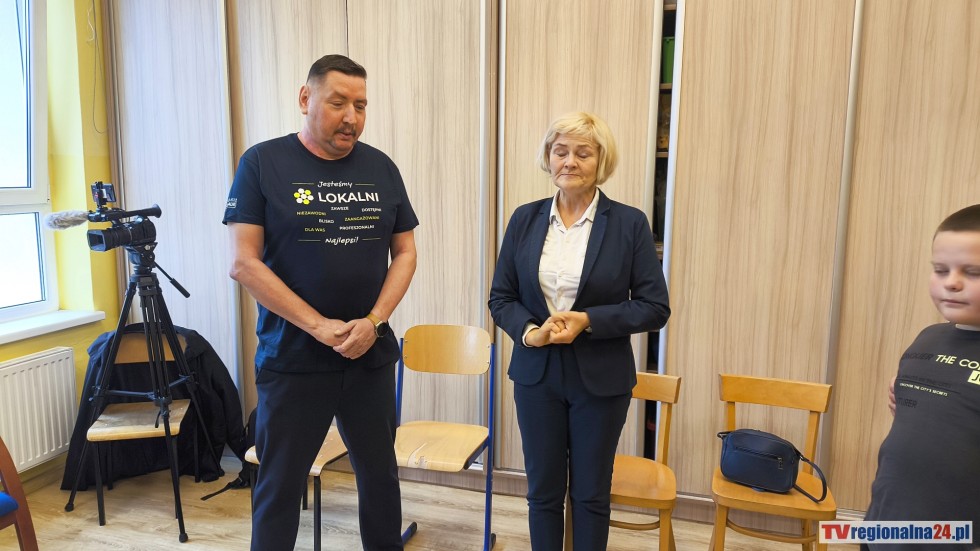 Fundacja Lokalni przekazała dwa laptopy wychowankom Specjalnego Ośrodka Rewalidacyjno-Wychowawczego dla Dzieci i Młodzieży z Autyzmem w Malborku