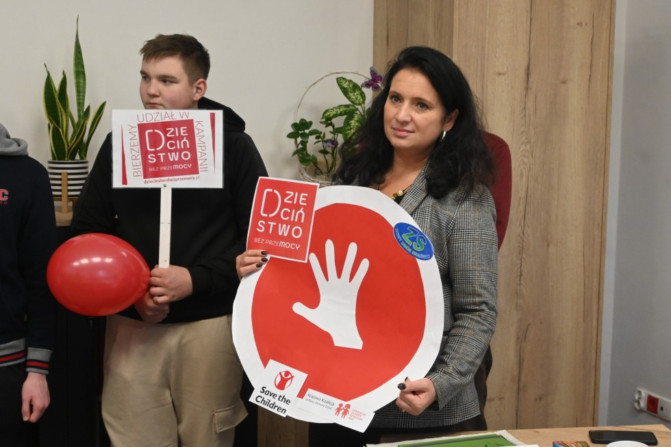 Dzieciństwo bez Przemocy – Powiat Nowodworski przyłączył się do ogólnopolskiej kampanii.
