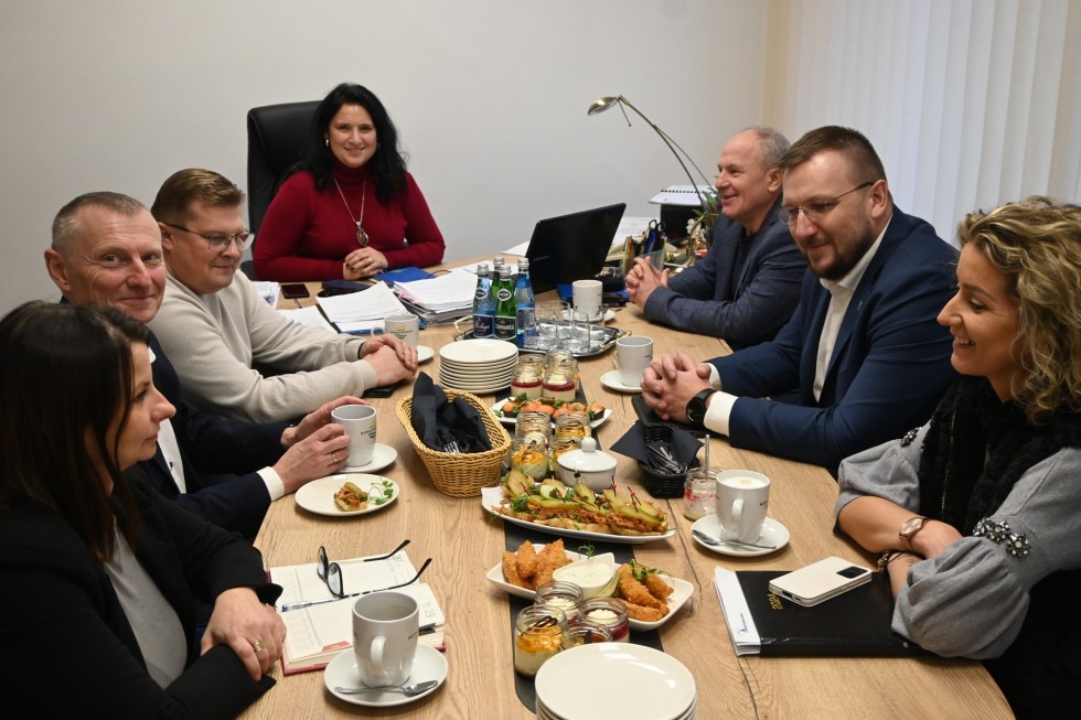 Spotkanie starostów z włodarzami z powiatu nowodworskiego.