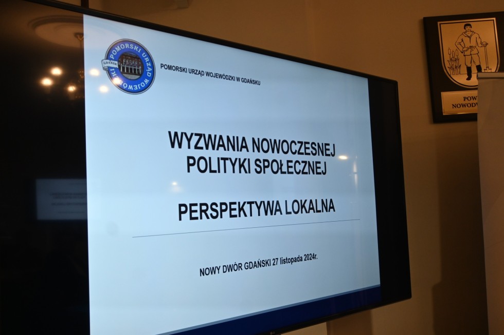 Nowy Dwór Gdański. Debata o wyzwaniach nowoczesnej polityki społecznej.