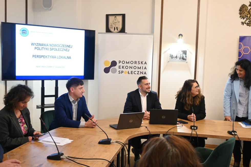 Nowy Dwór Gdański. Debata o wyzwaniach nowoczesnej polityki społecznej.