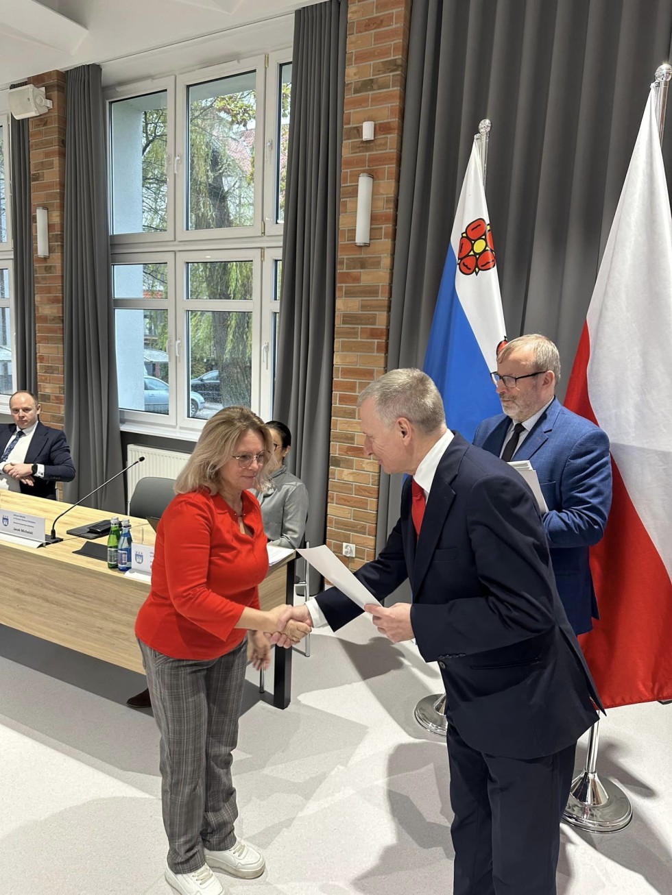 Wręczenie zaświadczeń dla nowych sołtysów Gminy Nowy Dwór Gdański.
