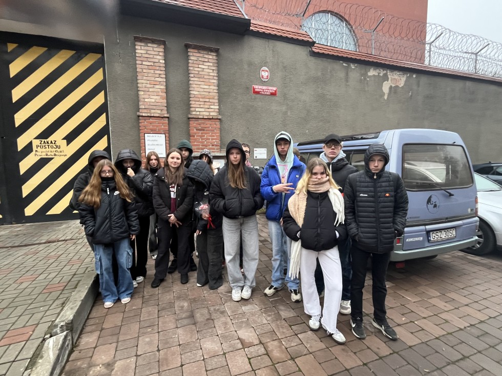 Malbork. Uczniowie ZST z wizytą w Zakładzie Karnym.