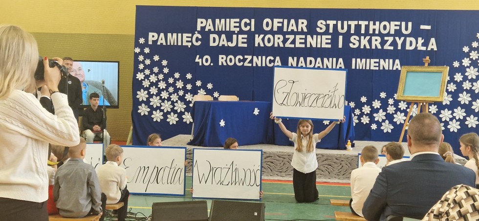 Sztutowo. 40. rocznica nadania imienia Szkole Podstawowej.