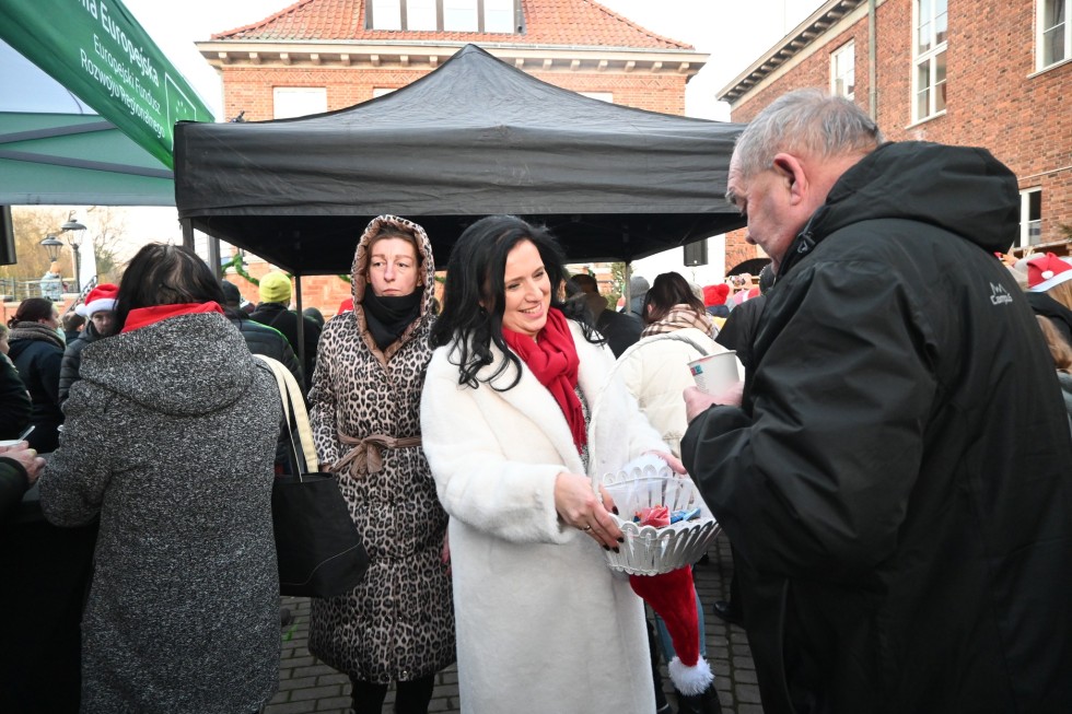 Tak bawili się mieszkańcy podczas Wigilii Powiatowej w Nowym Dworze Gdańskim. Zdjęcia