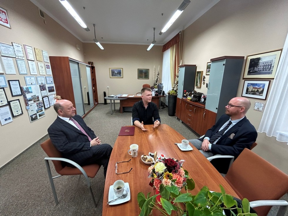 Pomorski Kurator Oświaty odwiedził Technikum nr 3 w Malborku.