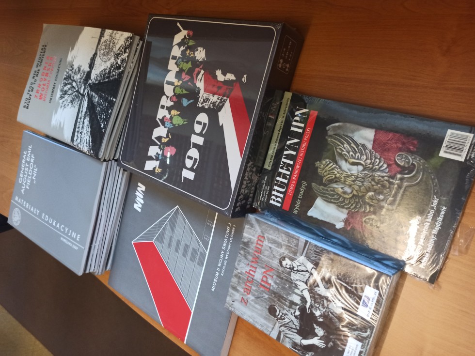 Malbork. Biblioteka ZST zaprasza do lektury.