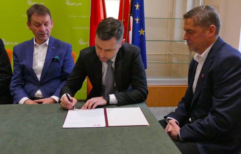 Pamiątka dla przyszłych pokoleń – w iglicy wieży ciśnień w Sztumie umieszczona zostanie kapsuła czasu.