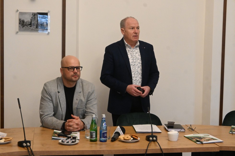 System pieczy zastępczej w powiecie nowodworskim.