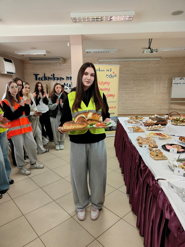 Święto Rogala - konkurs na szkolnego mistrza w Technikum nr 3.