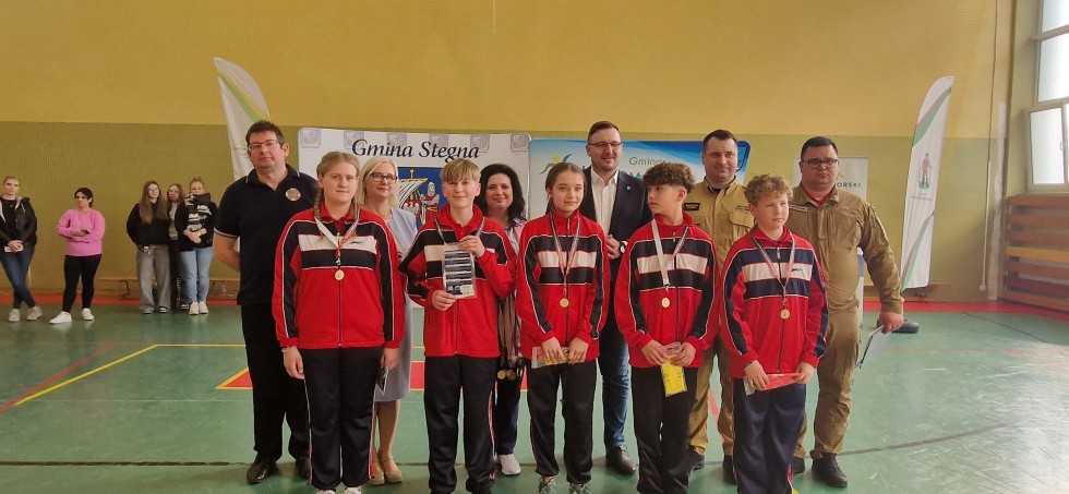 Halowe Dziecięce Zawody Sportowo-Pożarnicze w Sztutowie.