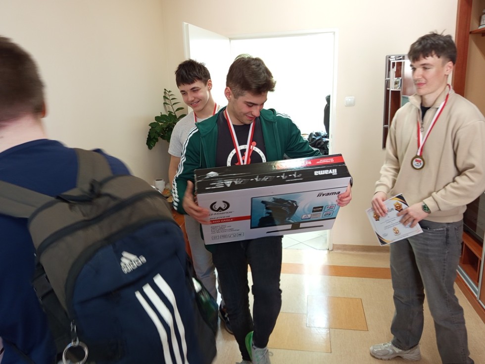 Malbork. Turniej Brawl Stars w Technikum nr 3 w ramach MBOJ - wygrała drużyna gospodarzy.