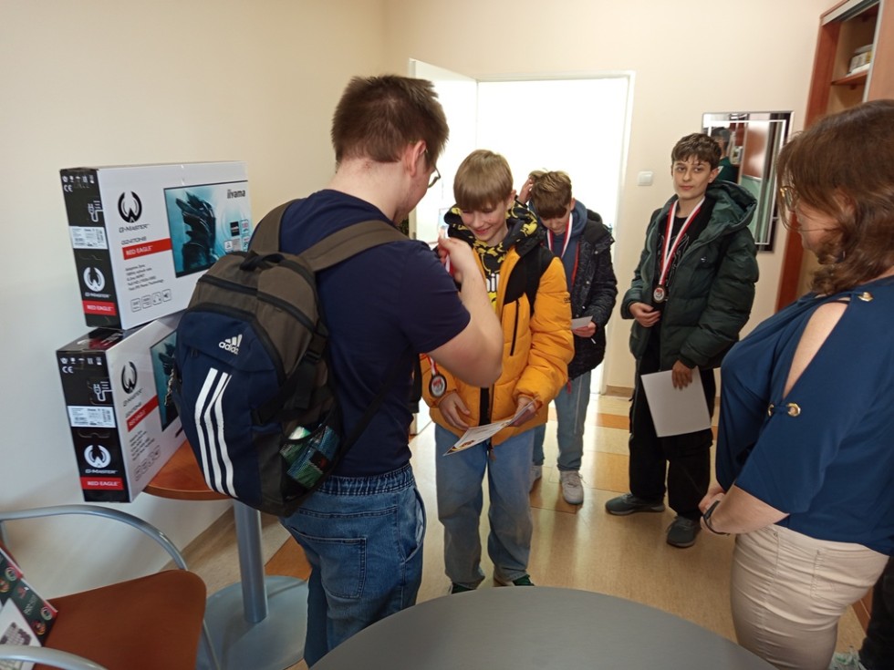 Malbork. Turniej Brawl Stars w Technikum nr 3 w ramach MBOJ - wygrała drużyna gospodarzy.