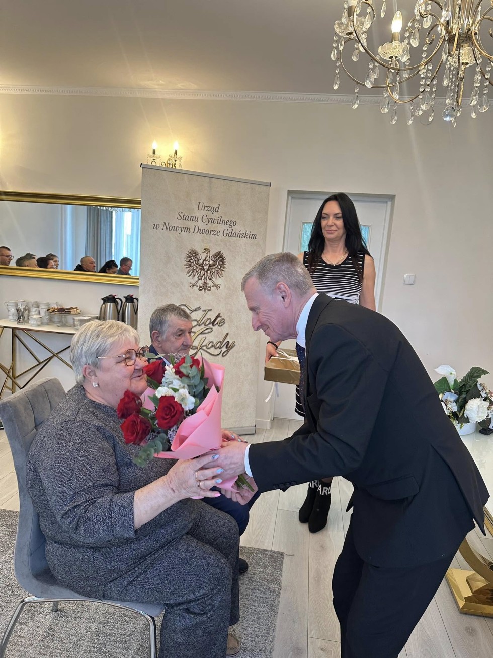 Nowy Dwór Gdański. Złote Gody państwa Teresy i Zdzisława Przydatek.