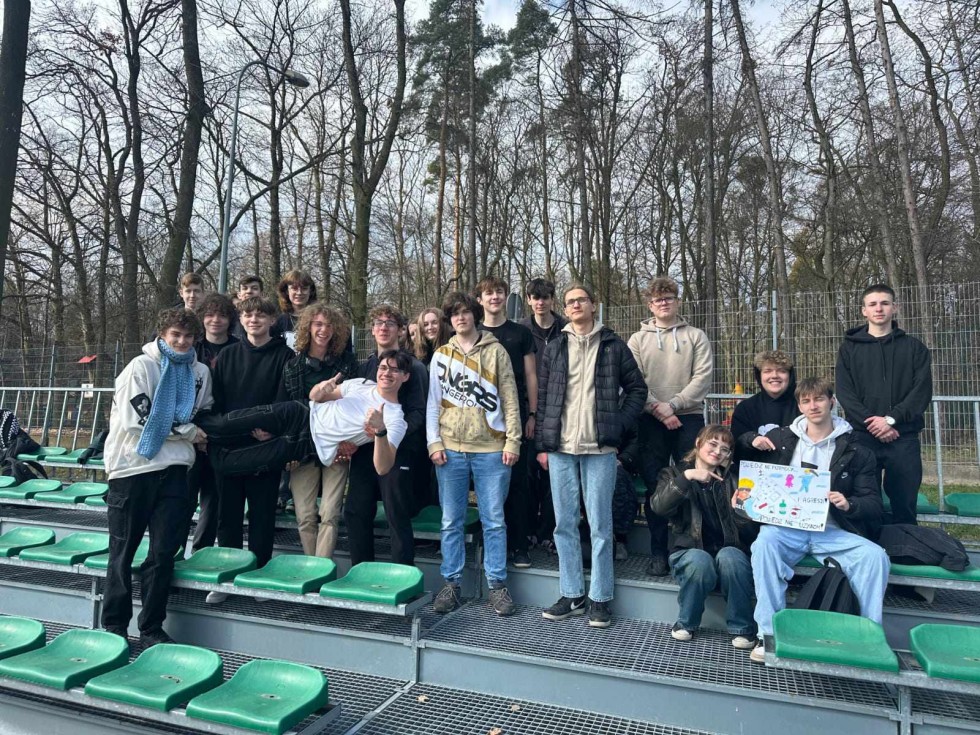 Stop przemocy i używkom – uczniowie Technikum nr 3 w Malborku pokazali, jak można inaczej.