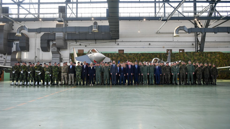 Pierwsza misja Air Policing Szwecji nad Bałtykiem – solidarność NATO w działaniu.