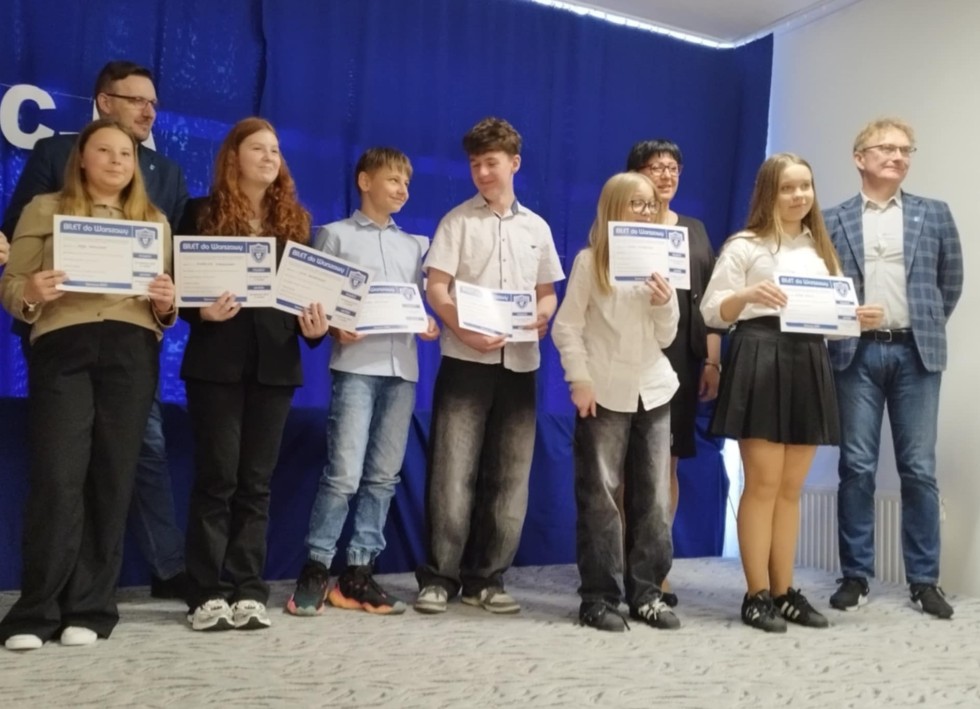 Spójrzcie na edukację z innej perspektywy - konkurs krasomówczy w Sztutowie.