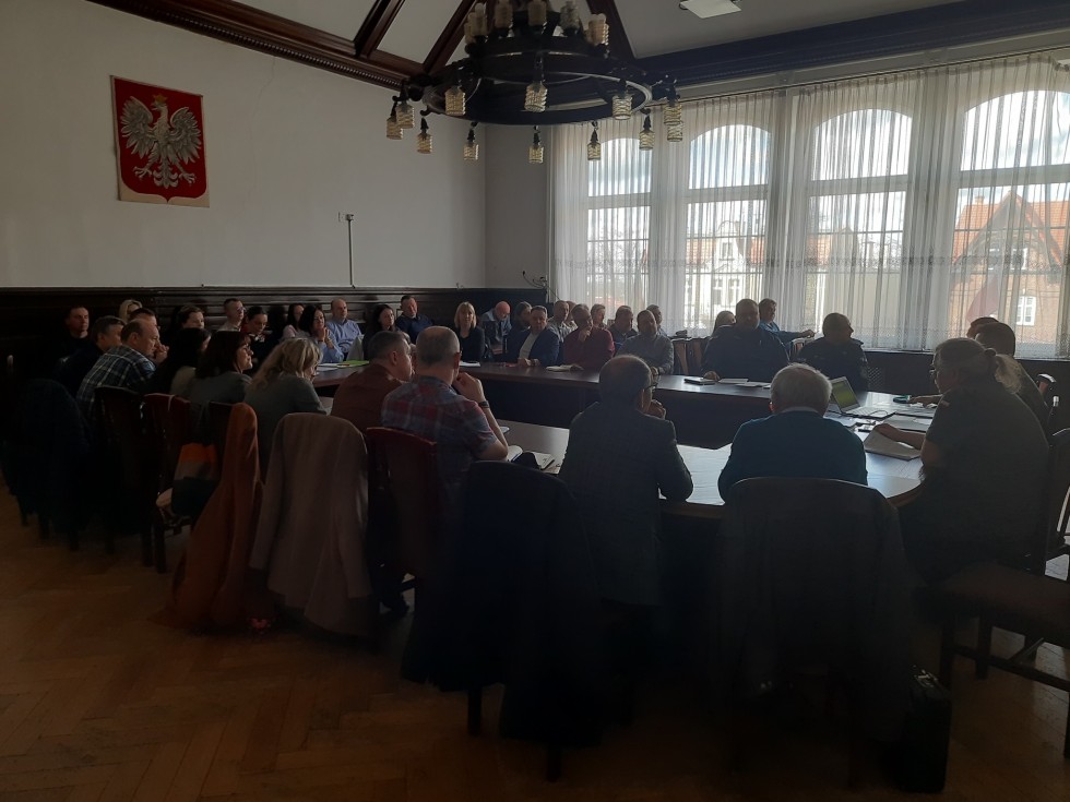 Szkolenie dotyczące obronności z udziałem przedstawicieli samorządów i służb.