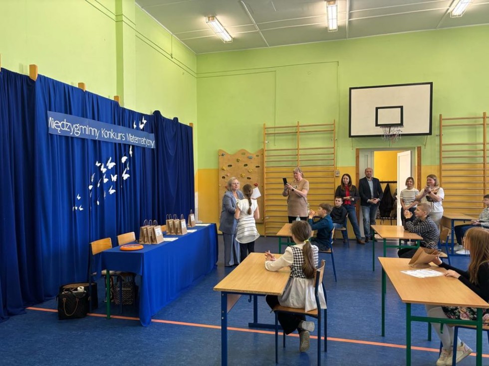 Matematyczne zmagania w Starym Polu – Międzygminny Konkurs szkół podstawowych.