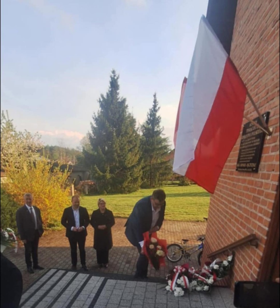 Uroczystość ku czci św. Wojciecha i odsłonięcie tablicy pamiątkowej w Nowej Wsi.