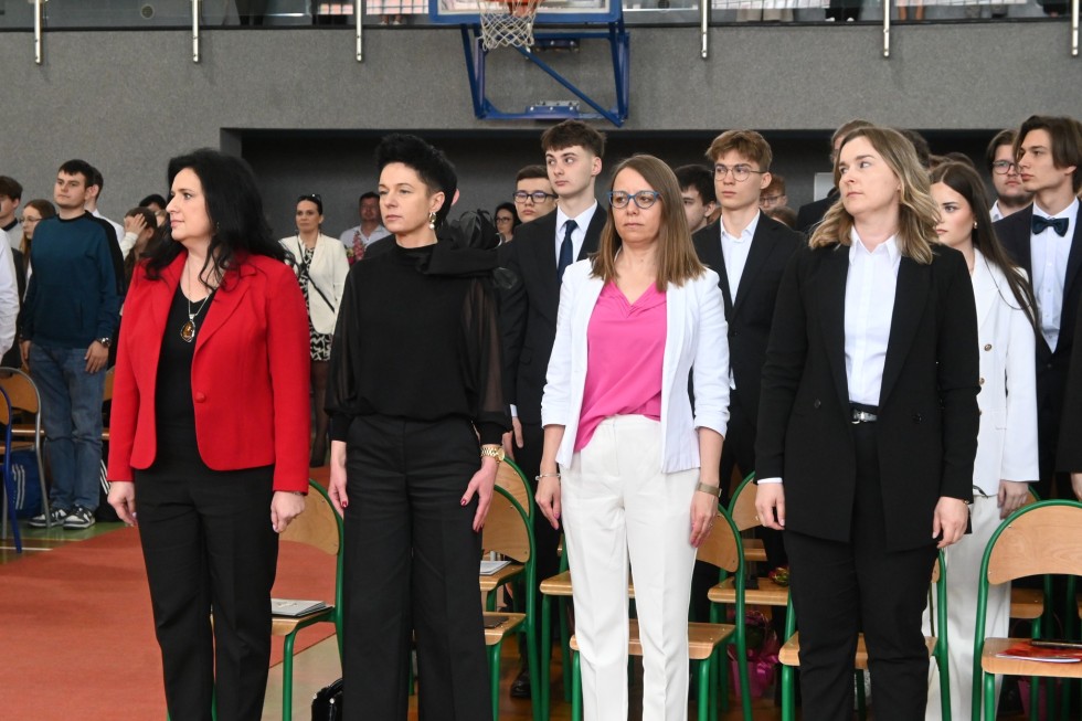 Pożegnanie maturzystów w Liceum Ogólnokształcącym w Nowym Dworze Gdańskim.