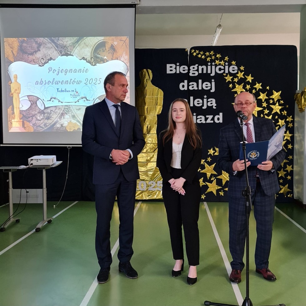 Oscarowa gala zamiast szkolnego apelu – wyjątkowe pożegnanie absolwentów Technikum nr 3 w Malborku.