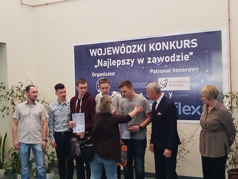 Sukces ucznia ZST w Malborku – Szymon Głowiński na podium wojewódzkiego konkursu.