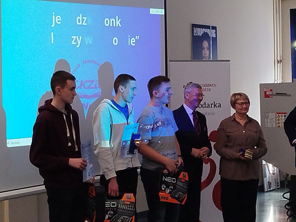 Sukces ucznia ZST w Malborku – Szymon Głowiński na podium wojewódzkiego konkursu.