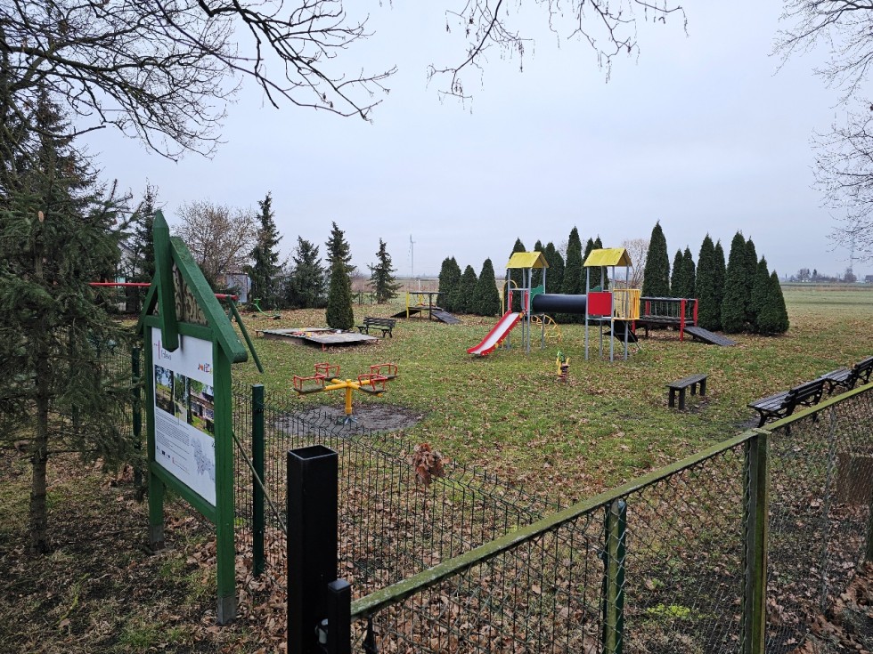 Plac zabaw w Tralewie wkrótce zyska nowe oblicze.