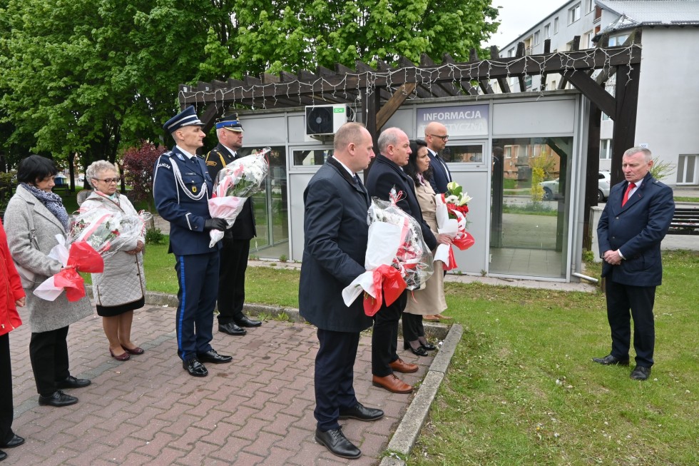 80. rocznica zakończenia II wojny światowej – w Nowym Dworze Gdańskim oddano hołd  bohaterom.