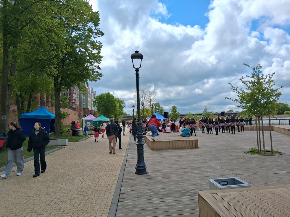 Fundusze Europejskie bliżej mieszkańców – festyn Przystanek Funduszy nad Nogatem.