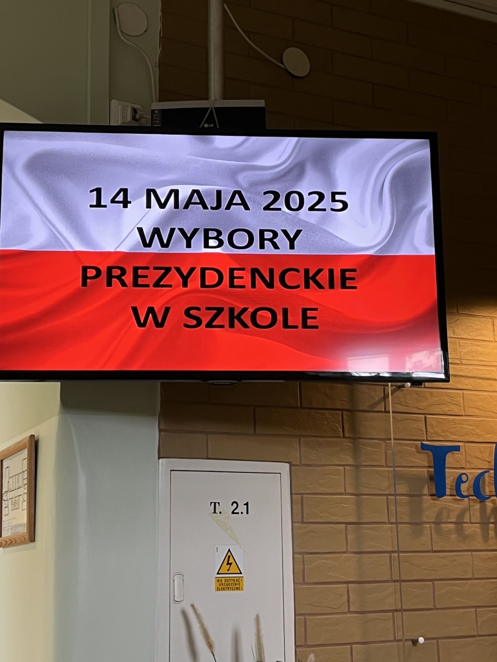 Młodzi głosują – uczniowie Technikum nr 3 głosują na prezydenta.
