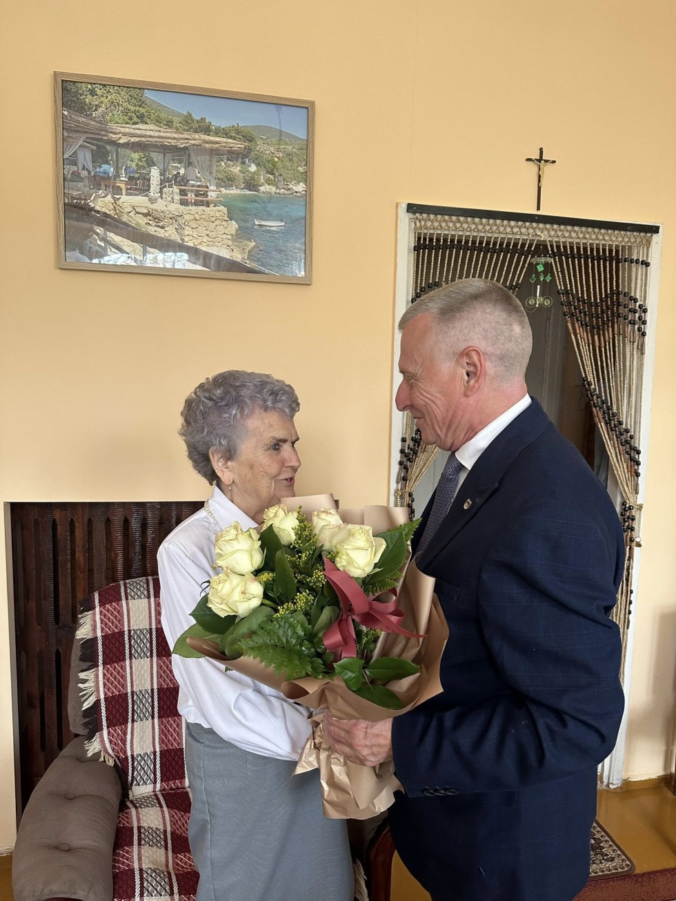 90. lat minęło - pani Jadwiga Konopka świętuje wyjątkowy jubileusz.