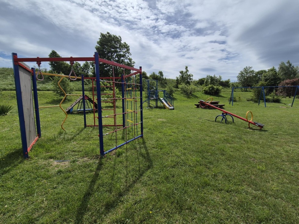 Gmina Miłoradz pięknieje na lato – powstały nowe tereny rekreacyjne.