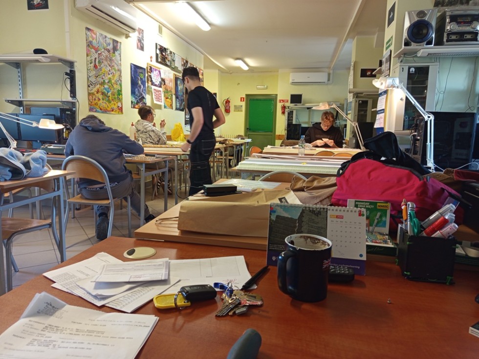 Konstruktorzy Marzeń 2025 – uczniowie Technikum nr 3 i SP nr 8 z Malborka stworzyli edukacyjnego szybowca.
