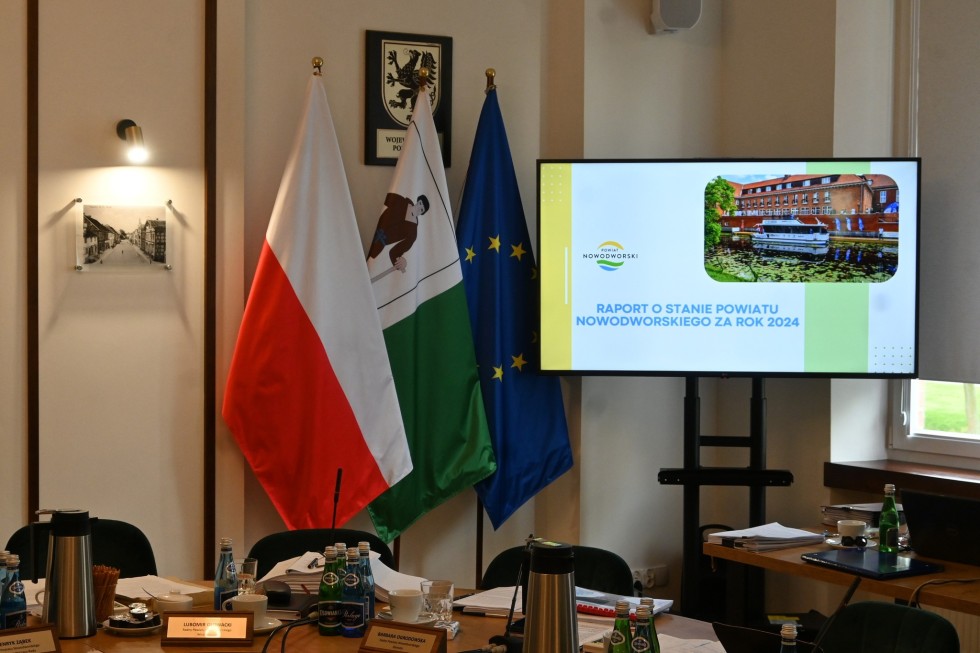 Zarząd Powiatu z absolutorium i wotum zaufania - V sesja Rady Powiatu w Nowym Dworze Gdańskim.