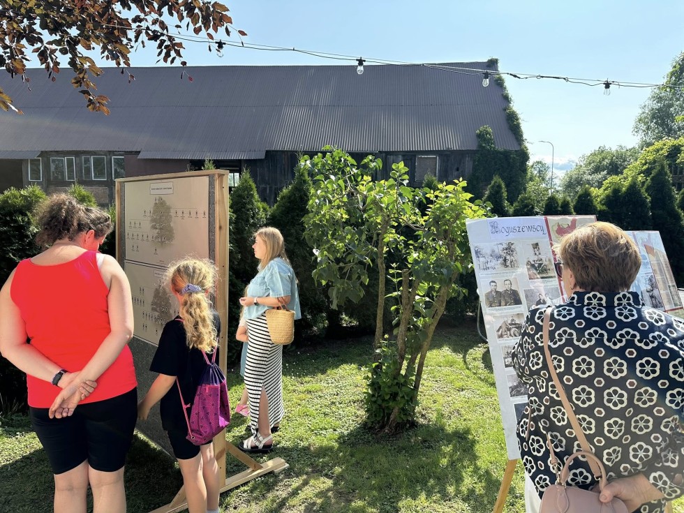 Z Wołynia na Żuławy – 80. lat historii, wspomnień i wdzięczności.