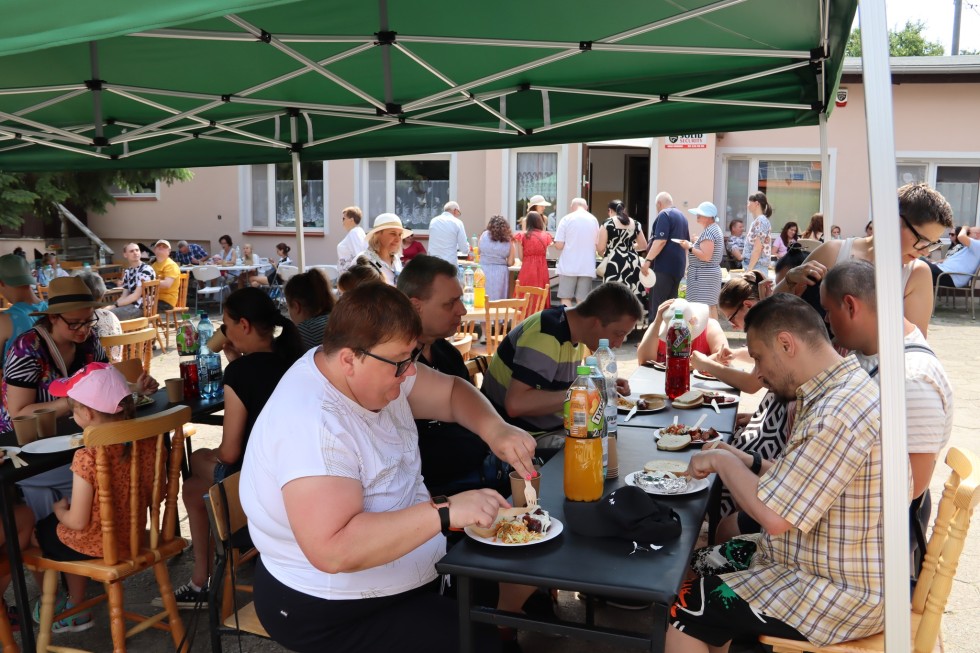 Rodzinna atmosfera i wspólna zabawa – IV Integracyjny Piknik Rodzinny w Dzierzgoniu.
