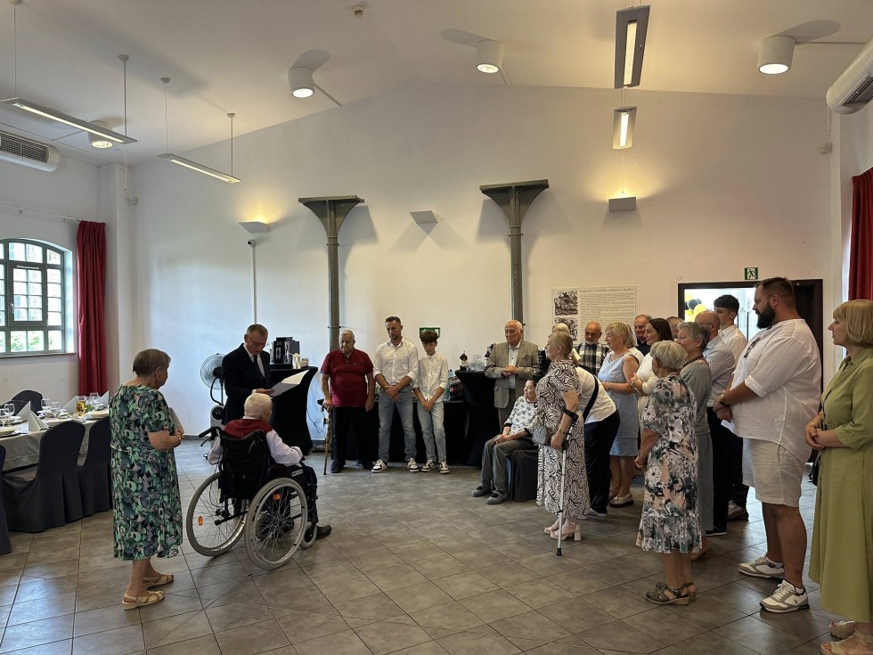 Pan Jan Piecyk świętuje 90. urodziny – wyjątkowy jubileusz mieszkańca Gminy Nowy Dwór Gdański.