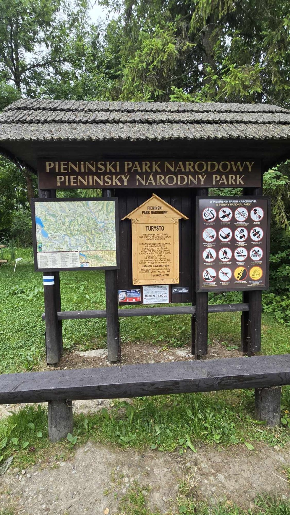 Seniorzy z gminy Miłoradz na niezapomnianej wycieczce w Szczawnicy.