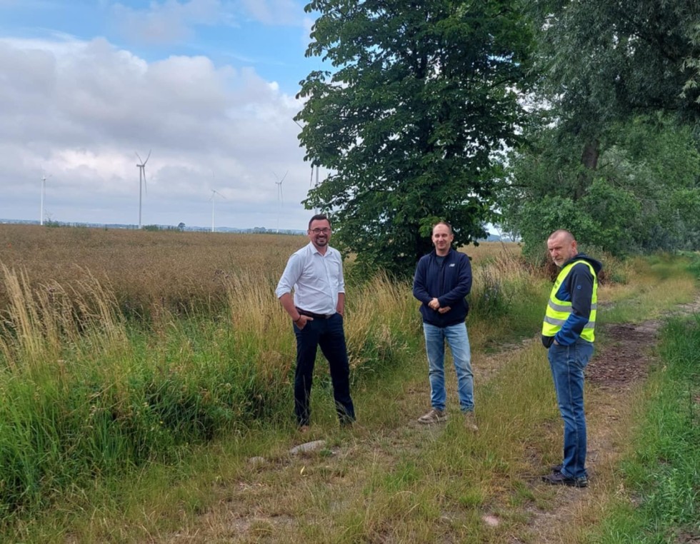 Wkrótce nowa droga w Starej Kościelnicy – kolejna inwestycja w gminie Miłoradz.