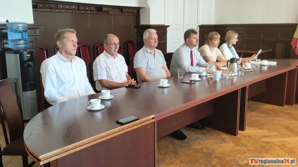 Podsumowanie działań po ulewach: posiedzenie Powiatowego Zespołu Zarządzania Kryzysowego w Malborku. Wideo