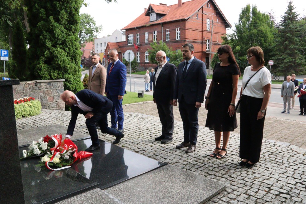 Godzina W w Sztumie – hołd dla bohaterów Powstania Warszawskiego.