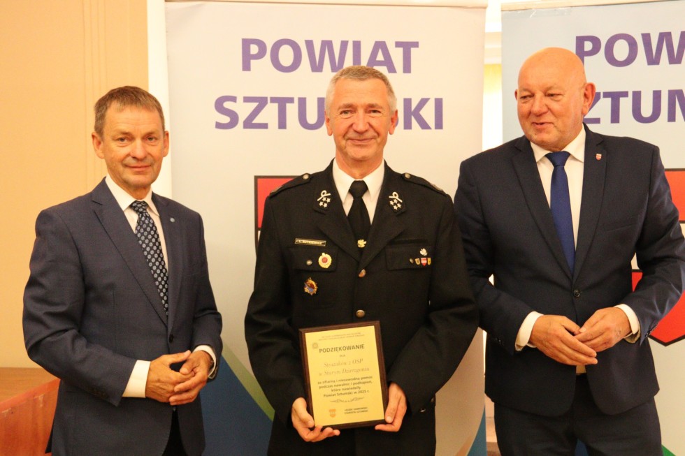 Sesja Rady Powiatu Sztumskiego - podsumowanie skutków ulewnych deszczy i podziękowania dla służb.